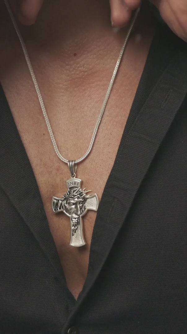 925. Sterling Silver Handcrafted Jesus Face Pendant Necklace